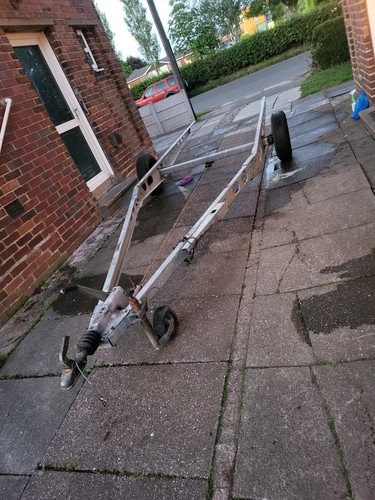 Trailer caravan chassis - trailer,